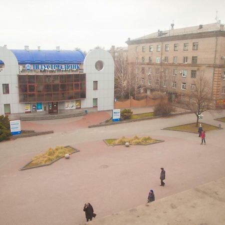 Apartment On Stalevariv Street 7 Zaporizhia Exterior foto